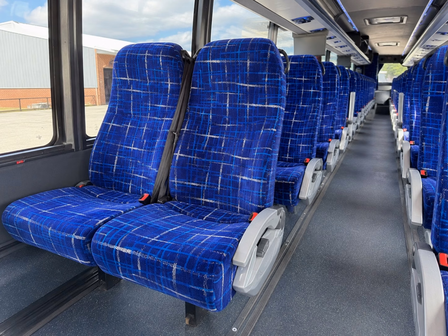 charter buses and party buses for carolina hurricanes games at pnc arena
