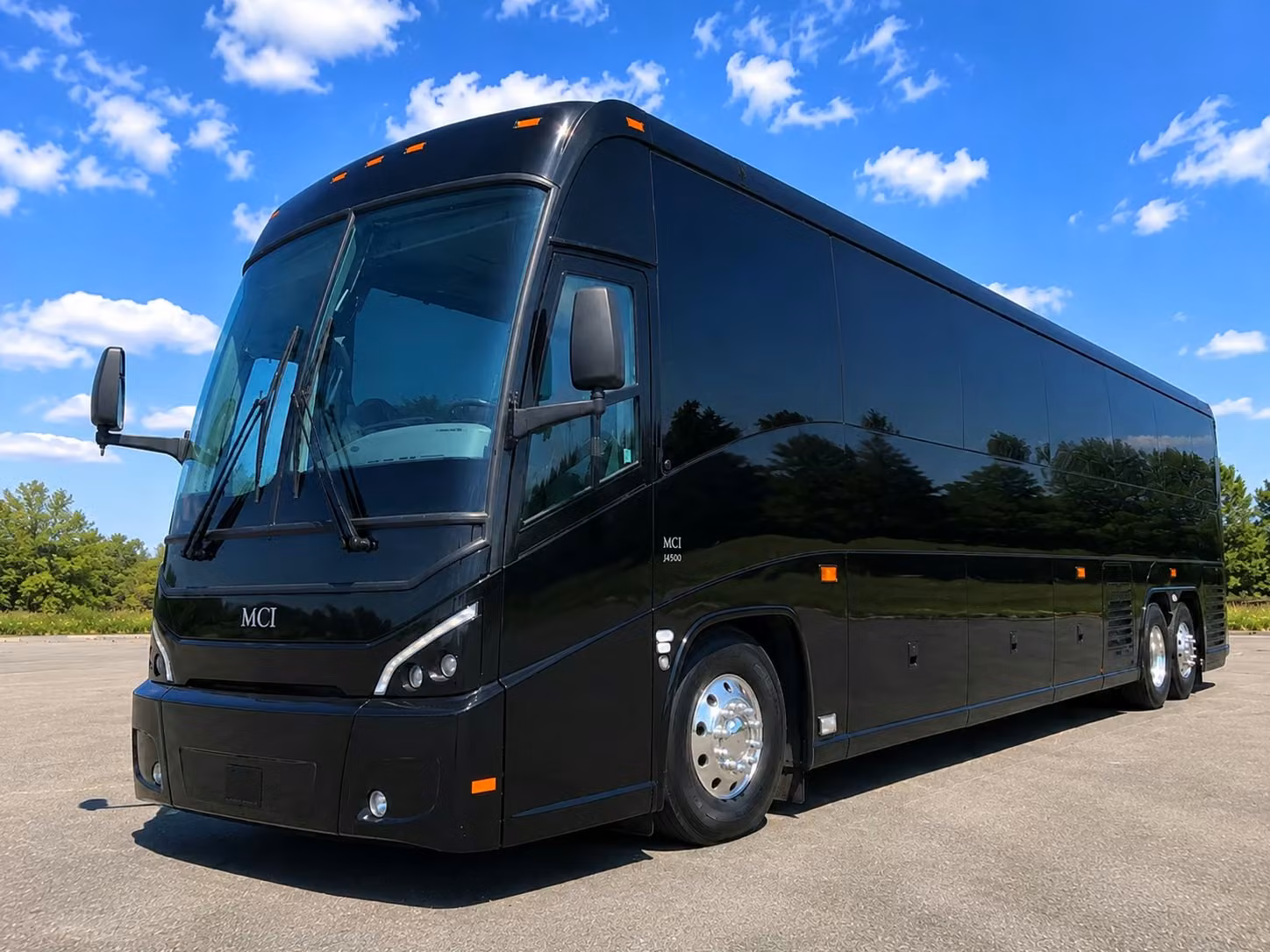 raleigh wedding shuttle buses keep your guests moving all day long