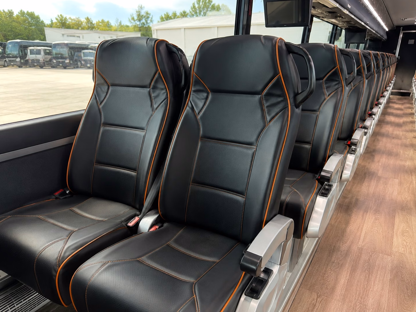 the right minibus or charter bus for your raleigh high school prom group